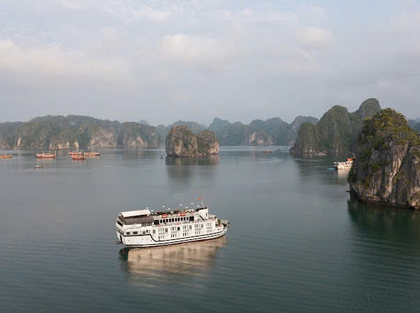 BAI TU LONG 2 DAYS 1 NIGHT WITH SMALL CRUISE