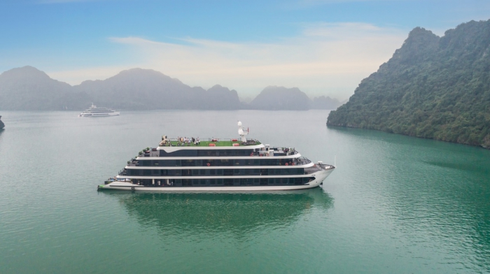 LAN HA BAY 2 DAYS 1 NIGHT WITH 5 STARS CRUISE