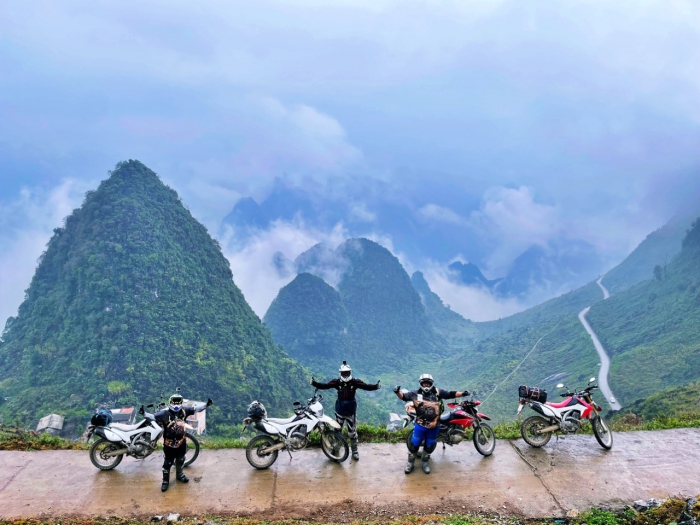 HA GIANG LOOP 4 DAYS 3 NIGHT WITH MOTORBIKE