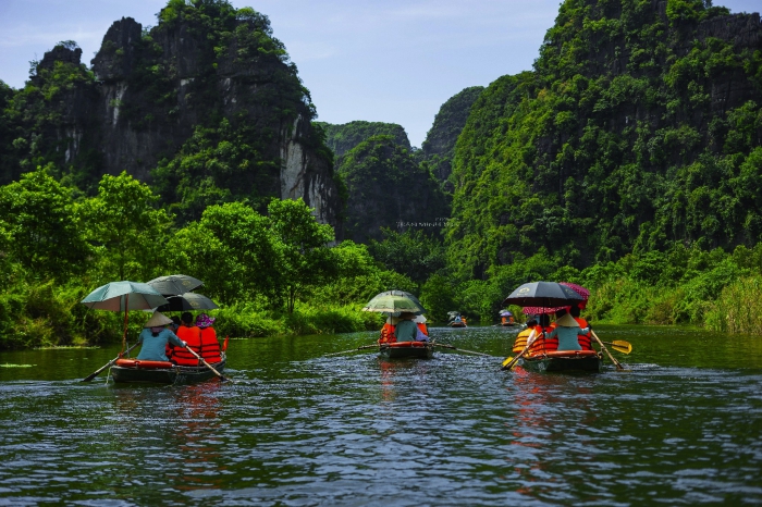 NINH BINH 2 DAYS 1 NIGHT - DISCOVER ANCIENT CAPITAL & PAGODA OF NINH BINH